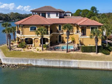 355 HARBOR VILLAGE POINT N, PALM COAST, FL 32137