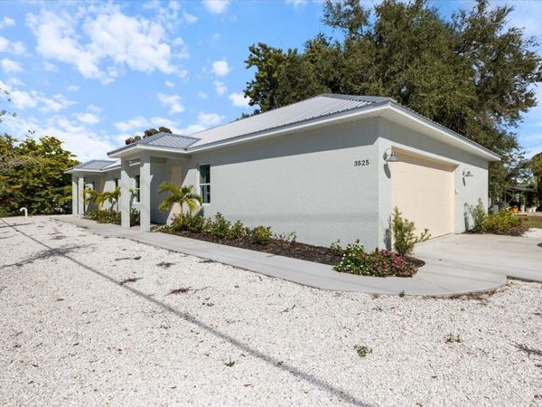 3525 MCINTOSH ROAD , SARASOTA, FL 34232