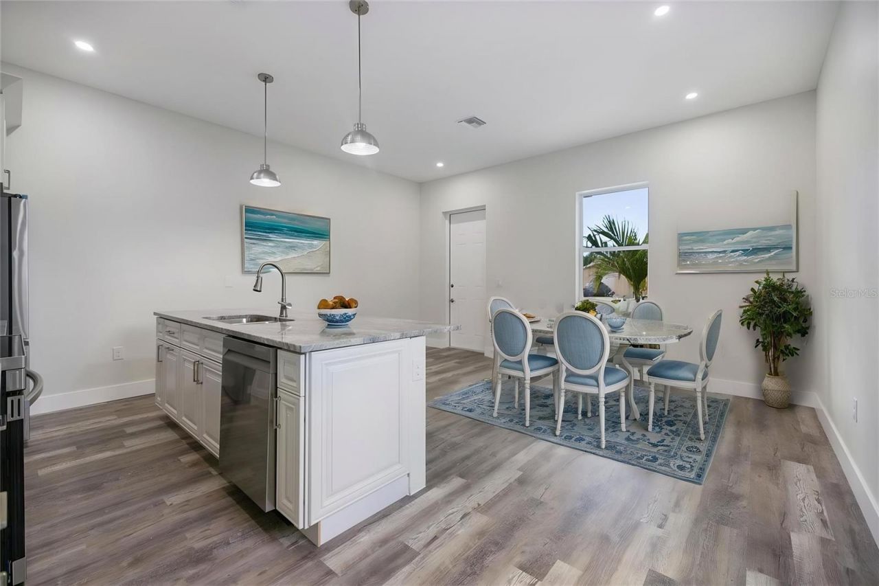 3525 Mcintosh Road, Sarasota, FL 34232 Photo