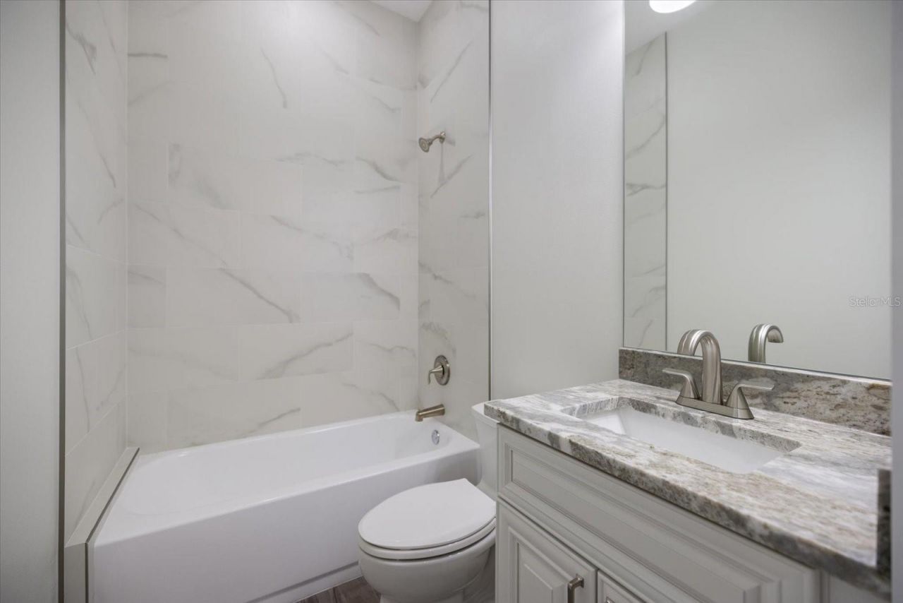 3525 Mcintosh Road, Sarasota, FL 34232 Photo