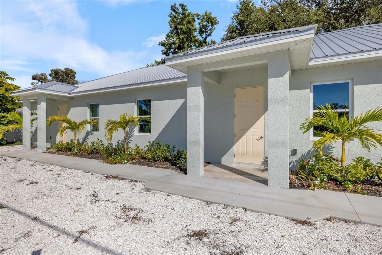 3525 Mcintosh Road, Sarasota, FL 34232 Photo