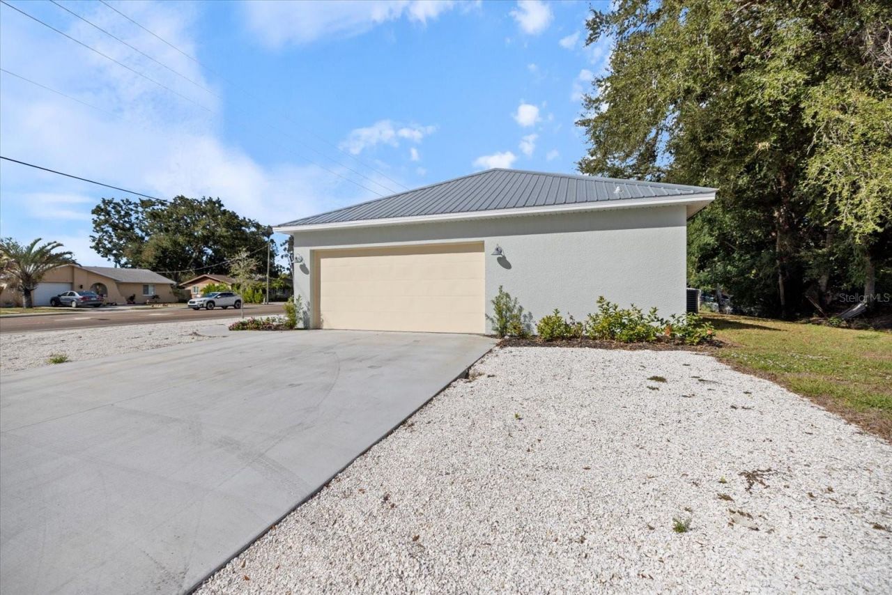 3525 Mcintosh Road, Sarasota, FL 34232 Photo