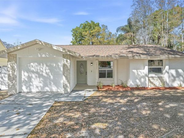 16133 SANDCREST WAY , TAMPA, FL 33618