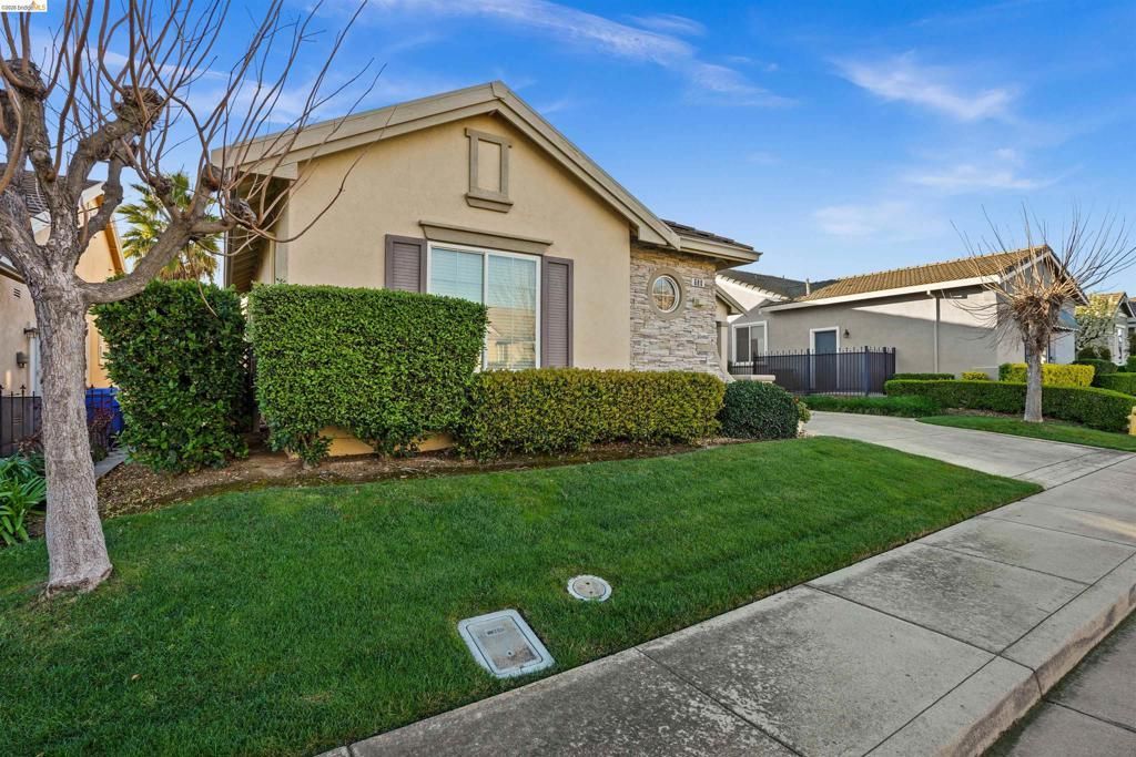 680 Stewart Way, Brentwood, CA 94513 Main Photo