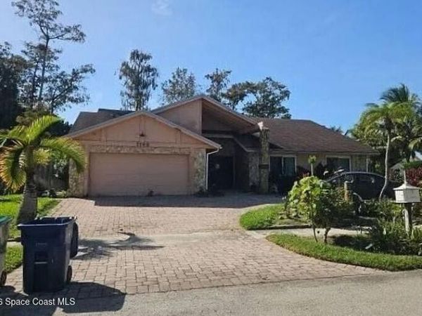 7198 NW 49th Street , Lauderhill, FL 33351