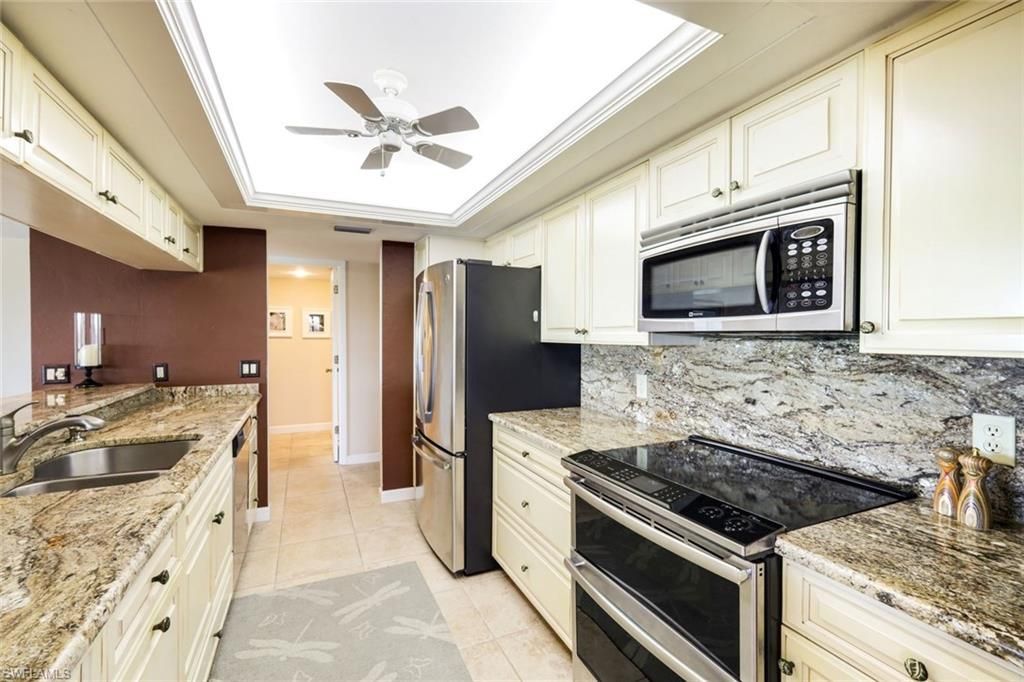 16580 Waters Edge Ct, Unit 202, Fort Myers, FL 33908 Photo
