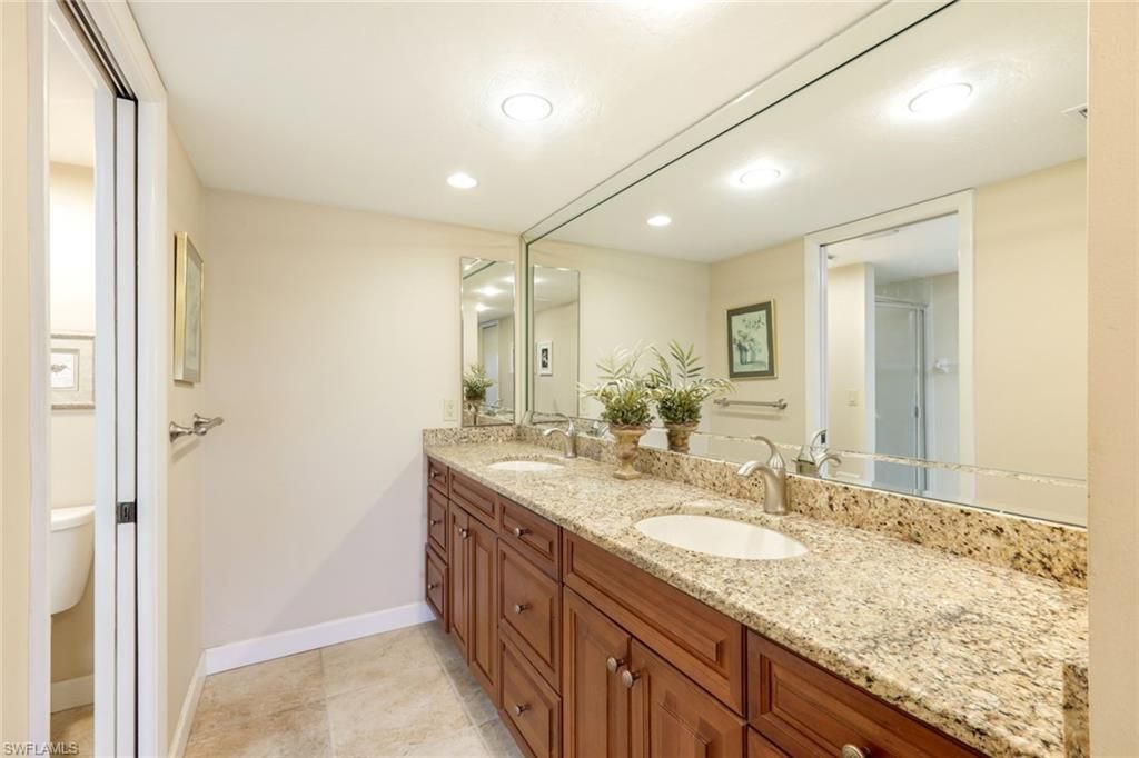 16580 Waters Edge Ct, Unit 202, Fort Myers, FL 33908 Photo