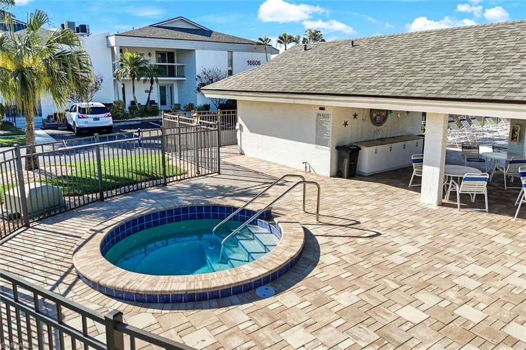 16580 Waters Edge Ct, Unit 202, Fort Myers, FL 33908 Photo