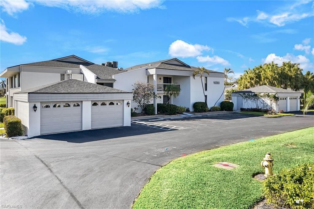 16580 Waters Edge Ct, Unit 202, Fort Myers, FL 33908 Photo