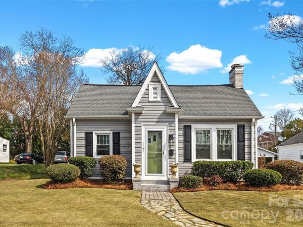 131 Academy Street , Fort Mill, SC 29715