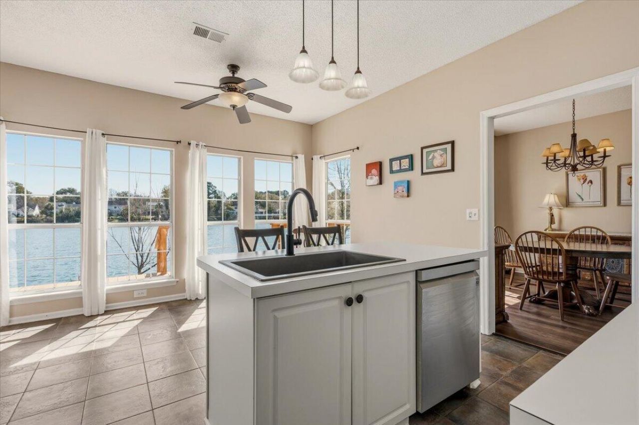 1732 Crystal Lake Drive Photo 16