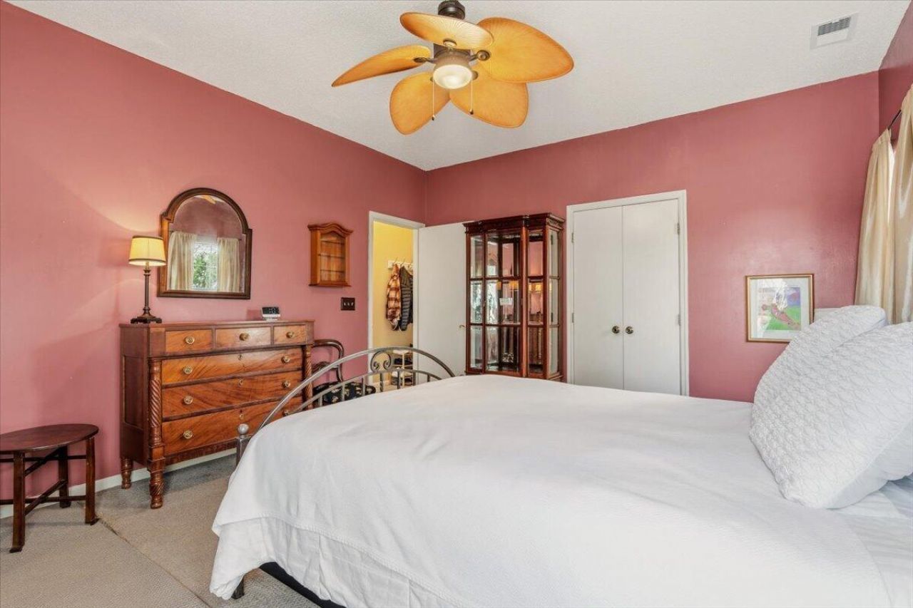 1732 Crystal Lake Drive Photo 23