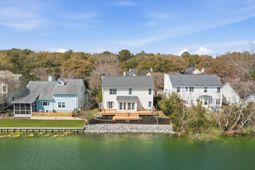 1732 Crystal Lake Drive photo 4