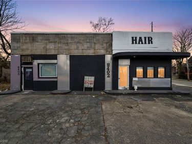 8400-8402 Cedar Avenue, Cleveland, OH 44103