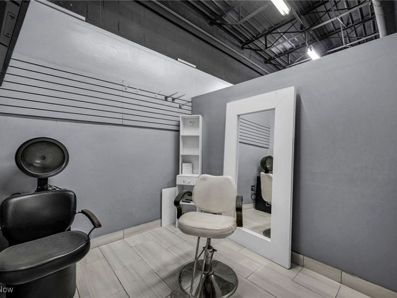 8400-8402 Cedar Avenue, Cleveland, OH 44103 Photo 17