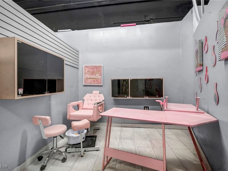 8400-8402 Cedar Avenue, Cleveland, OH 44103 Photo 27