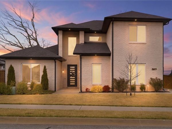 8605 W Migration Way, Bentonville, AR 72713