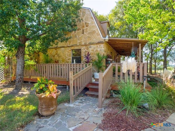 425 Cedar Break Lane , Burnet, TX 78611