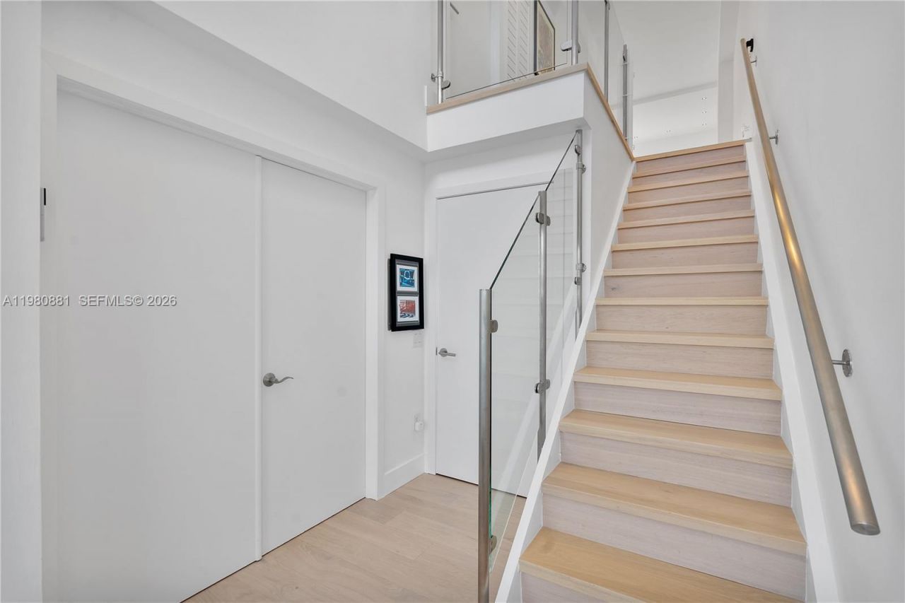 828 3rd St, Unit 314, Miami Beach, FL 33139 Photo