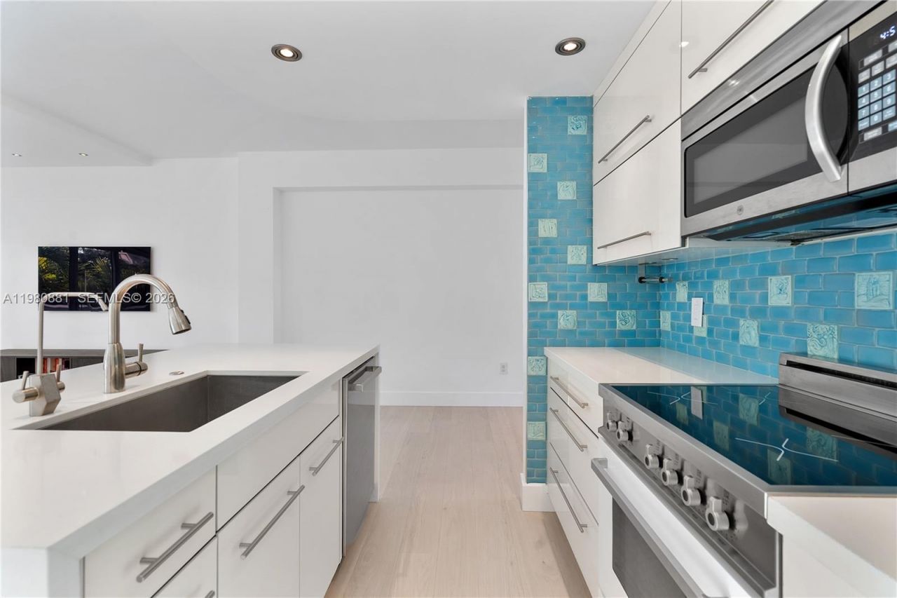 828 3rd St, Unit 314, Miami Beach, FL 33139 Photo