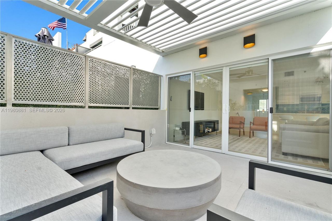 828 3rd St, Unit 314, Miami Beach, FL 33139 Photo