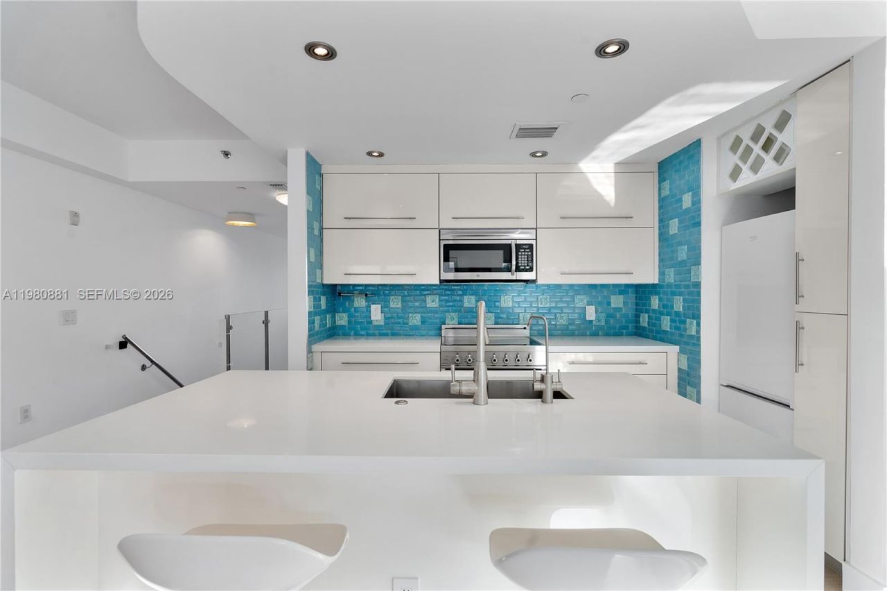 828 3rd St, Unit 314, Miami Beach, FL 33139 Photo