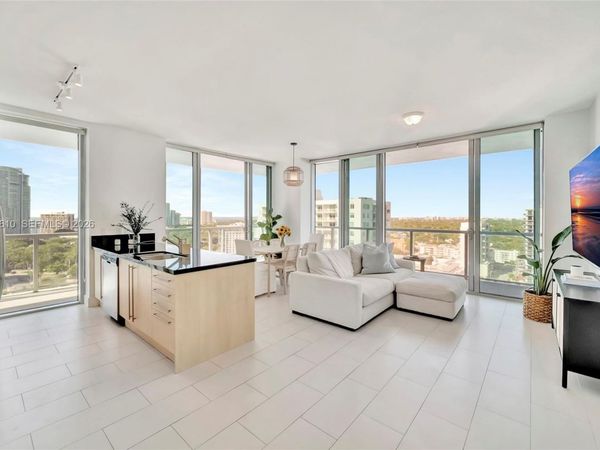 79 SW 12th St , Unit 2201-S, Miami, FL 33130