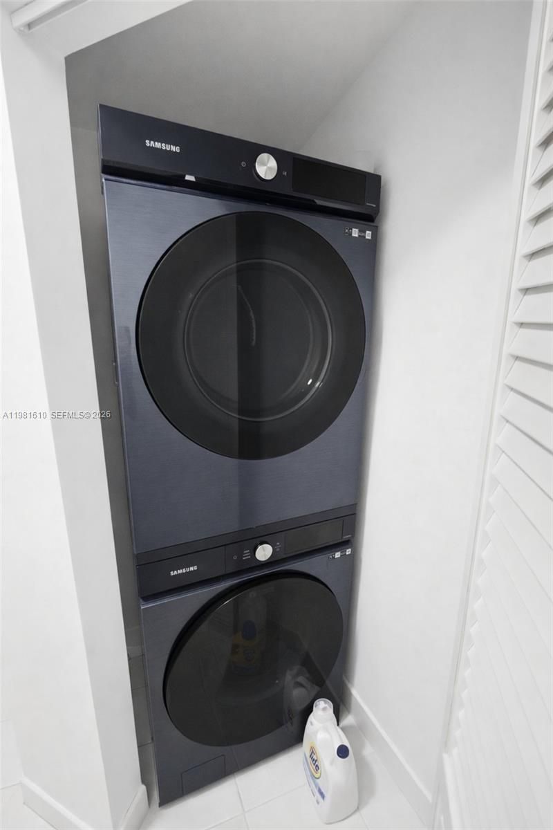 79 SW 12th St , Unit 2201-S, Miami, FL 33130 Photo