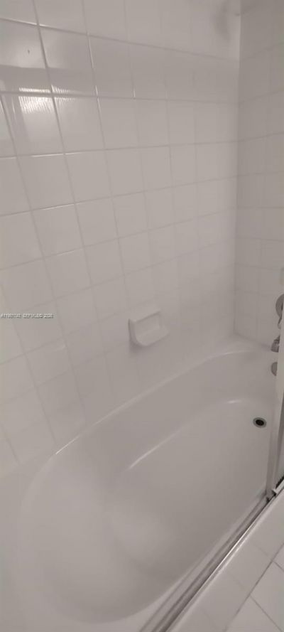 6940 NW 179th St, Unit 303-7, Hialeah, FL 33015 Photo