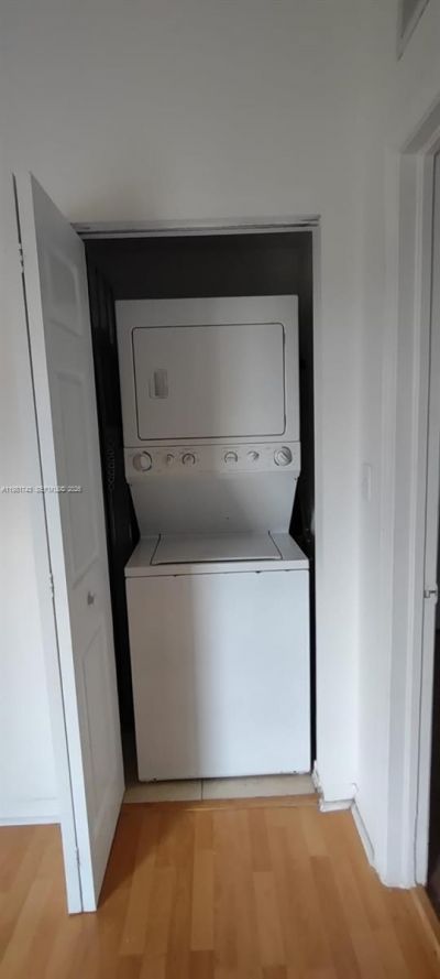 6940 NW 179th St, Unit 303-7, Hialeah, FL 33015 Photo