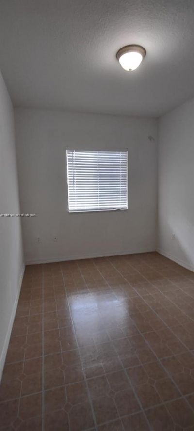 6940 NW 179th St, Unit 303-7, Hialeah, FL 33015 Photo