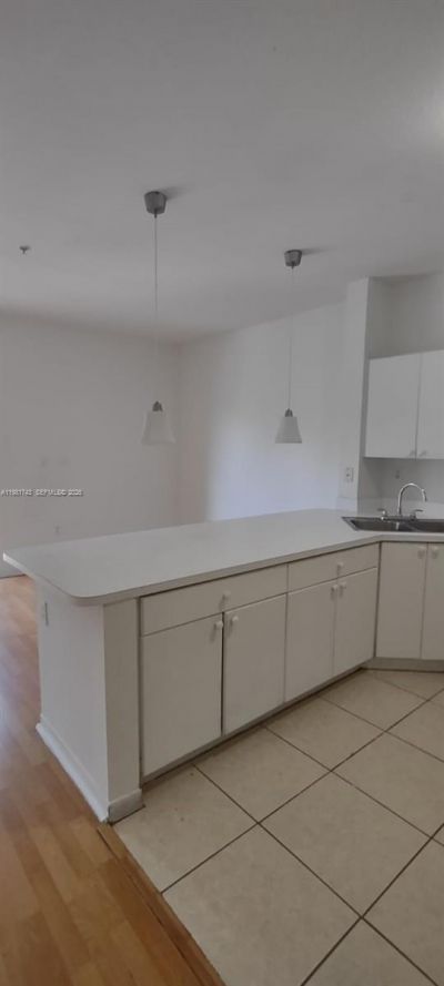 6940 NW 179th St, Unit 303-7, Hialeah, FL 33015 Photo