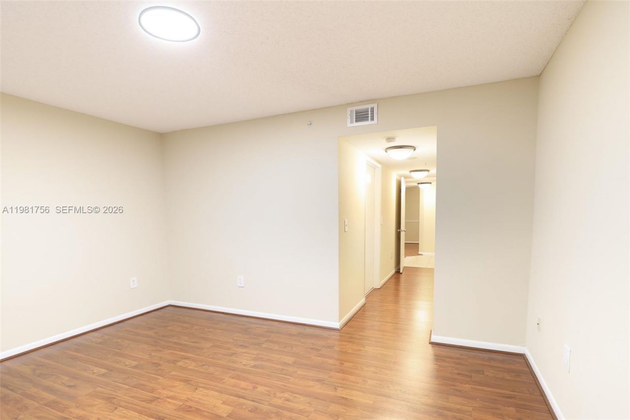 520 SE 5th Ave , Unit 2411, Fort Lauderdale, FL 33301 Photo