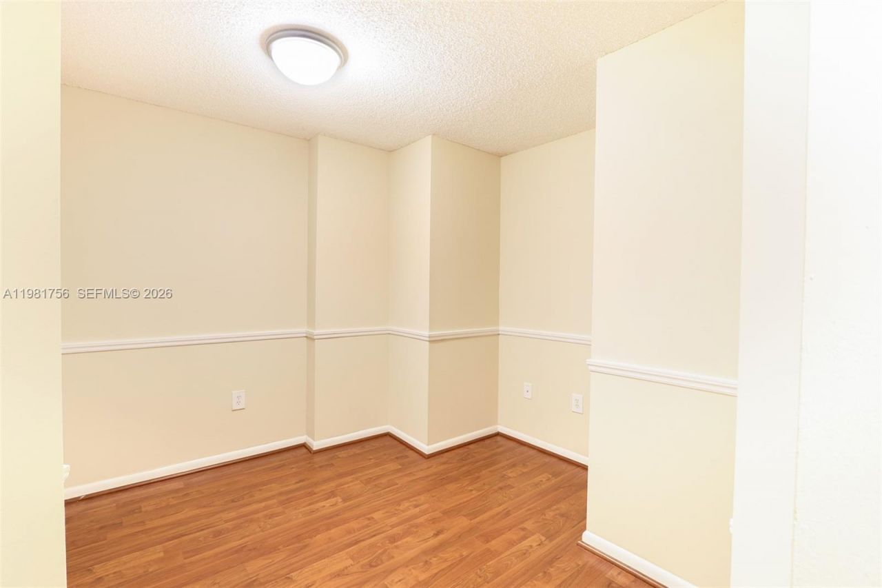 520 SE 5th Ave , Unit 2411, Fort Lauderdale, FL 33301 Photo