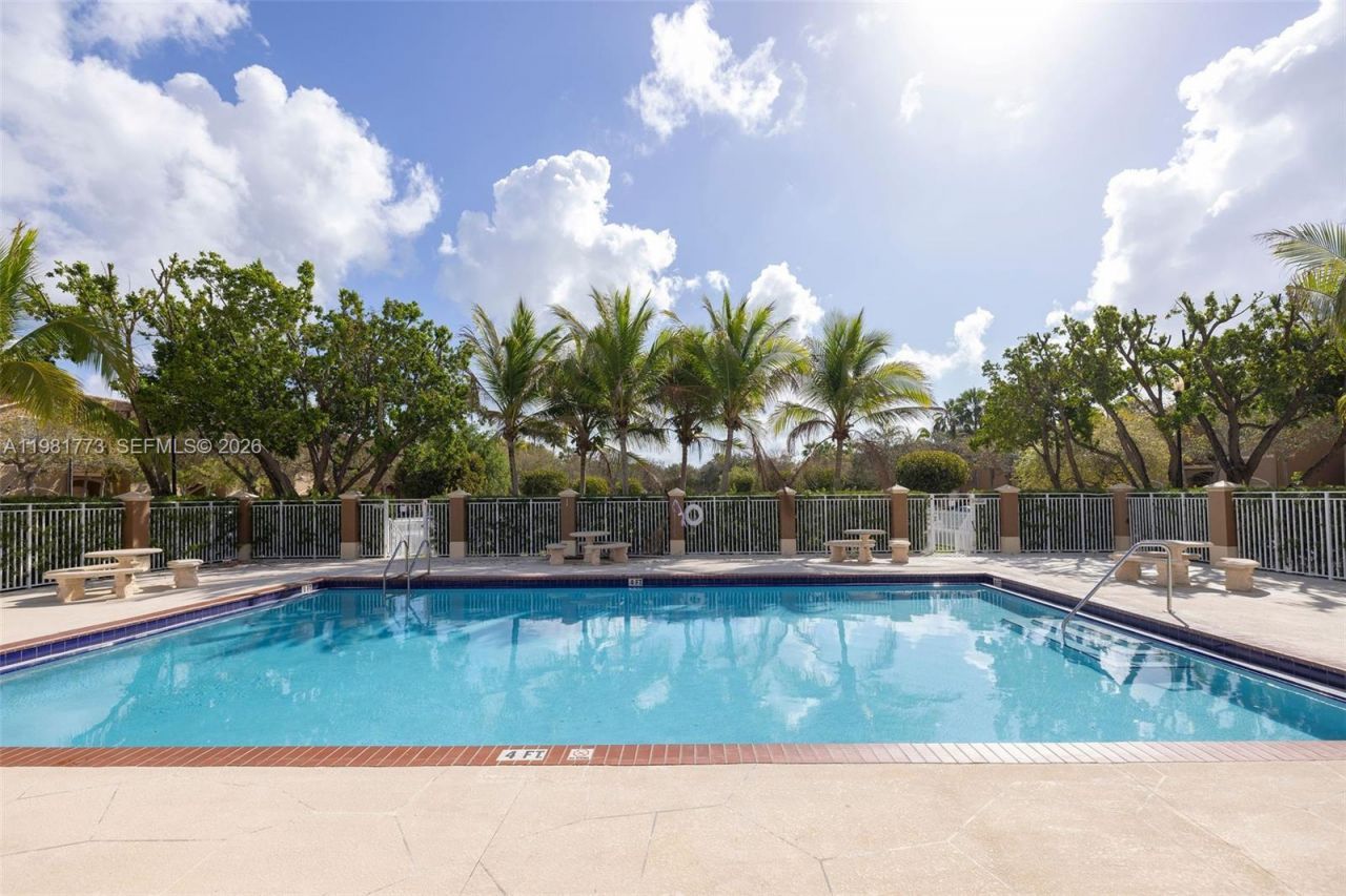 8560 SW 214th Way , Cutler Bay, FL 33189 Photo