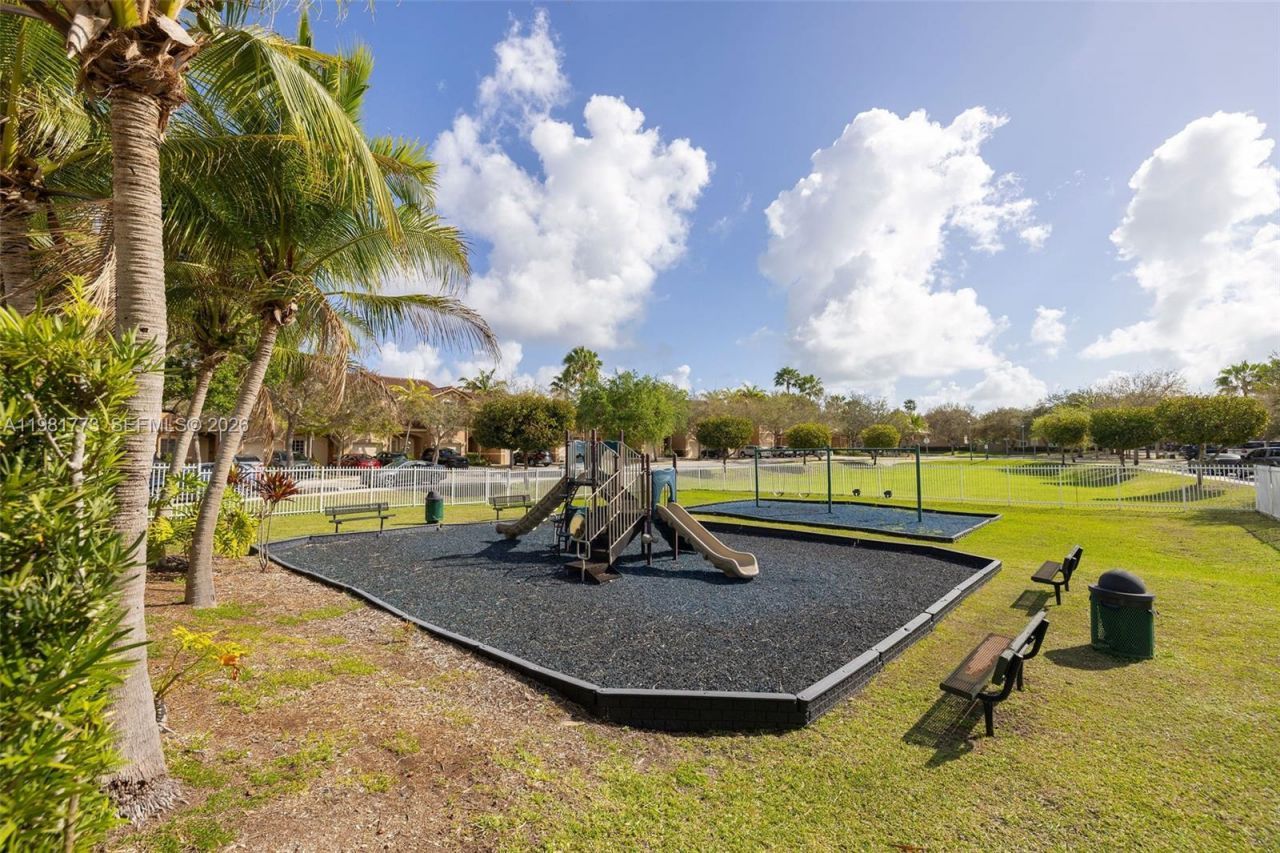 8560 SW 214th Way , Cutler Bay, FL 33189 Photo