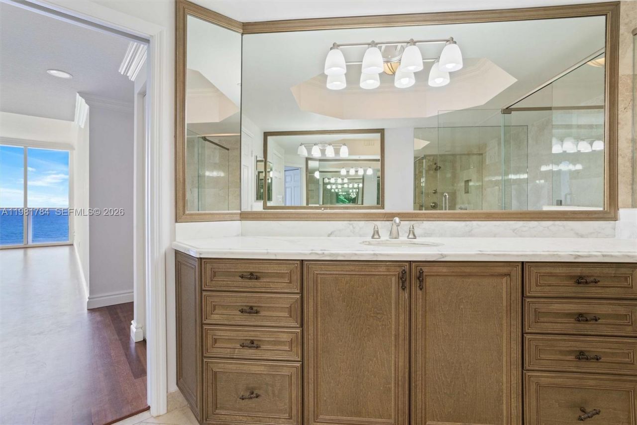 6051 N Ocean Dr , Unit 1106, Hollywood, FL 33019 Photo