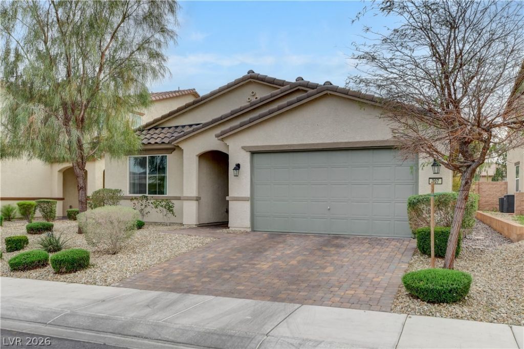 207 Red Sandstone Avenue, North Las Vegas, NV 89031 Main Photo