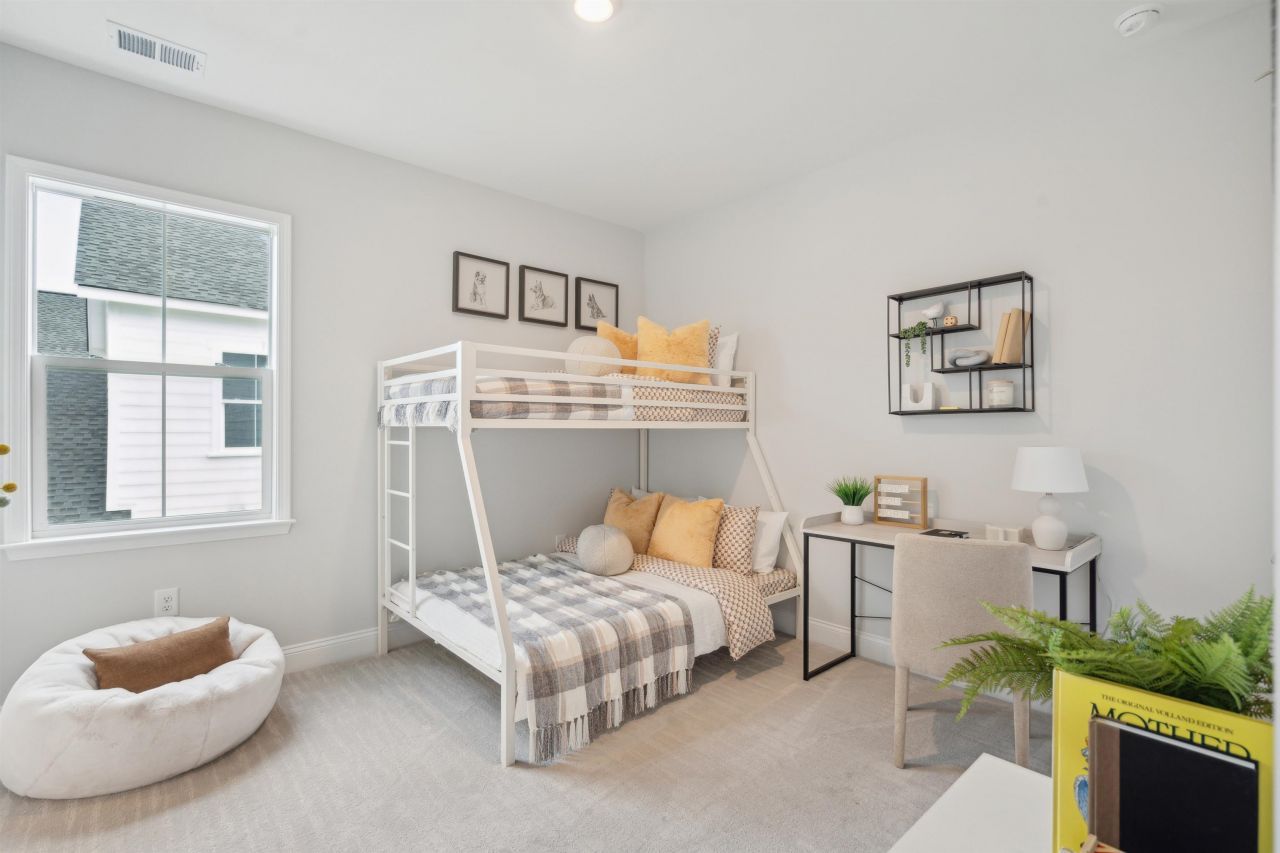 2401 Hillbourne Loop Photo 16