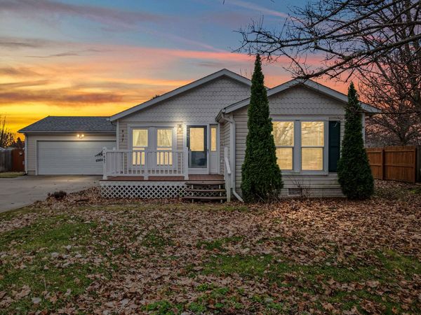 437 Richard Street, Quincy, MI 49082