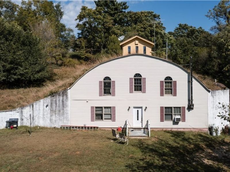 102 Mynster Lane , Richmond, OH 43944 Photo 1