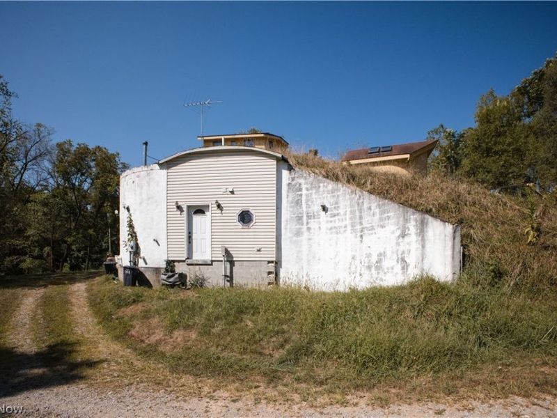 102 Mynster Lane , Richmond, OH 43944 Photo 3