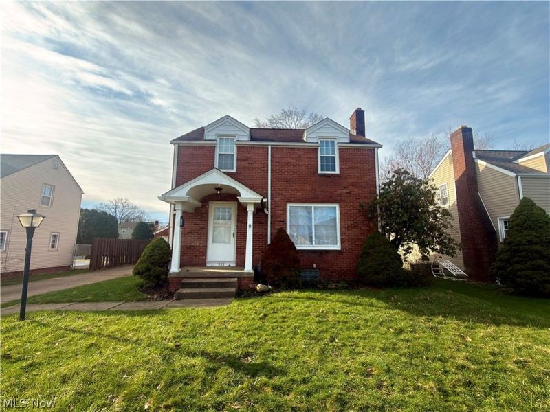 922 Milford Street NE, Canton, OH 44714 Photo 1