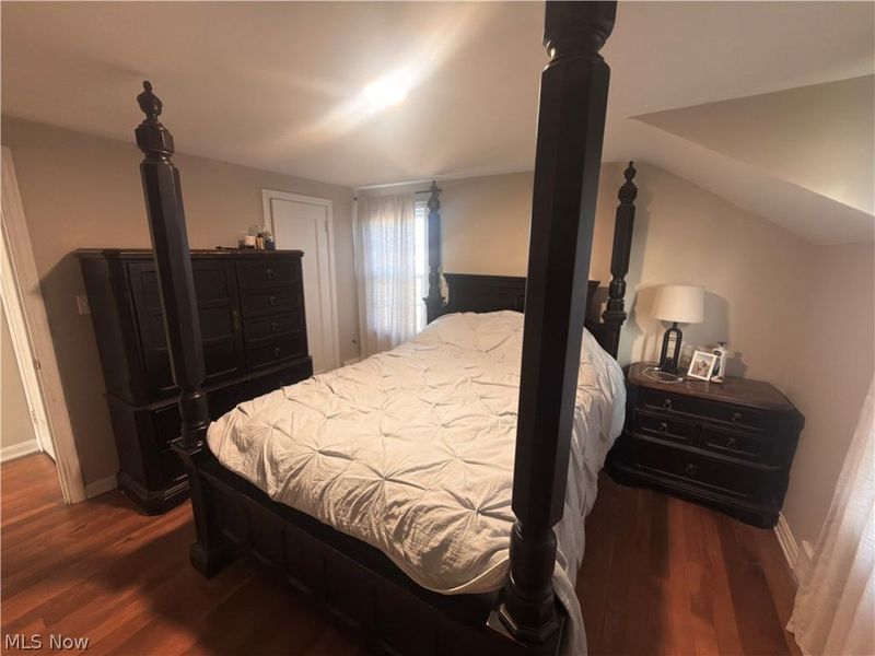 922 Milford Street NE, Canton, OH 44714 Photo 10