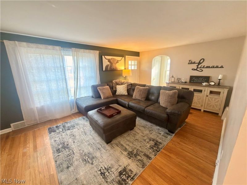 922 Milford Street NE, Canton, OH 44714 Photo 7