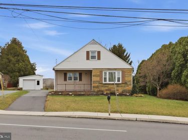 10 BETHANY ROAD , EPHRATA, PA 17522