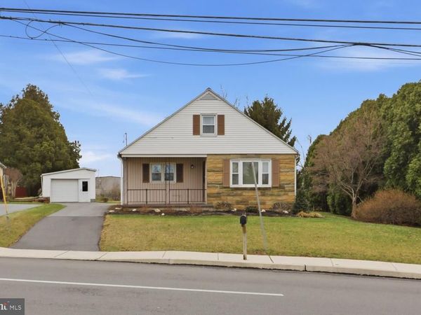 10 BETHANY ROAD , EPHRATA, PA 17522