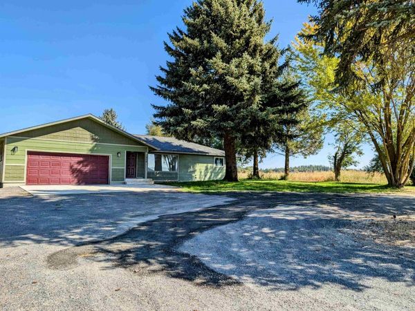 7824 W Dahl Rd, Deer Park, WA 99006