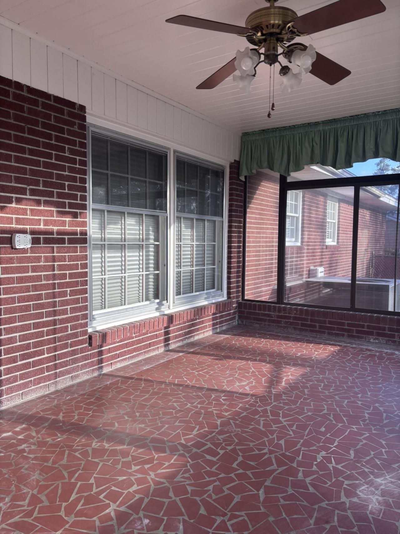 1549 Bennett Circle Photo 15