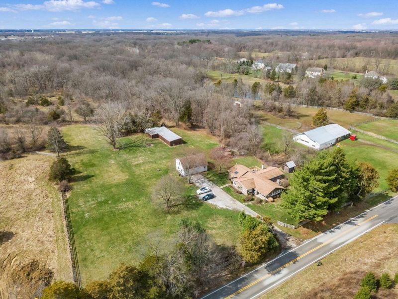 357 N B & K Road, Sunbury, OH 43074 Photo 3